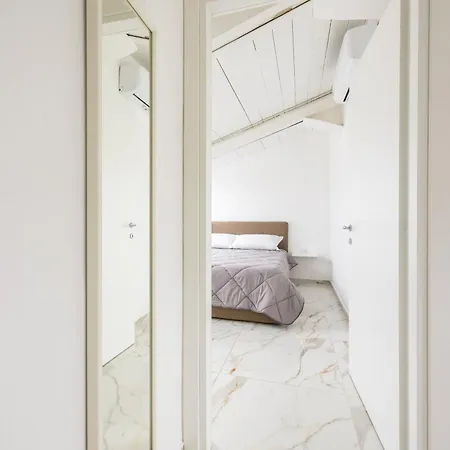 Cozy Slooping Rooftop