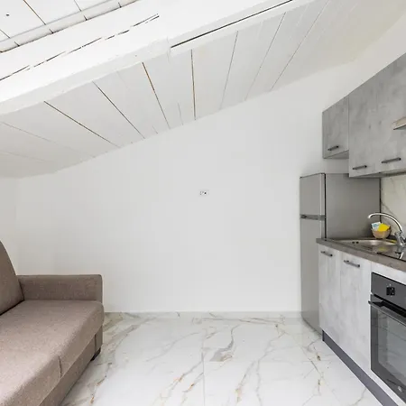 Διαμέρισμα Cozy Slooping Rooftop *